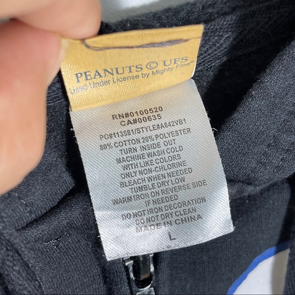 Peanuts Snoopy Big Spell out Full Zip Hoodie Sz L - Picture 6 of 8